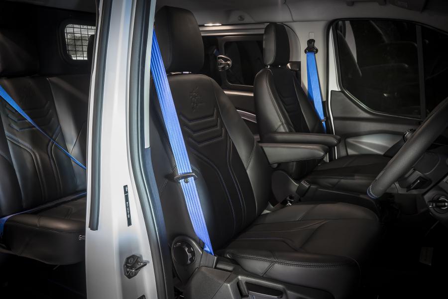  Ford Transit Custom M-Sport 2015 года  (фото 36 из 38)